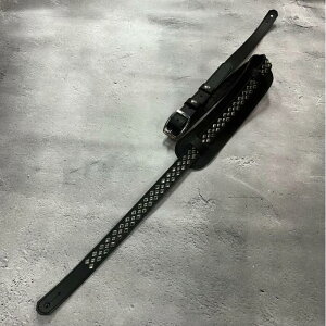 y 24mm Width Hard Leather Guitar Strap / 2×1Row Daiamond Spots Design z