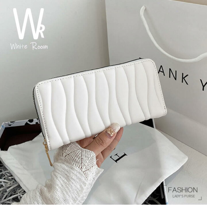 楽天市場】IPHONE収納サイズエンボスデザイン長財布【WHITE ROOM 