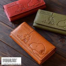 【クーポンで200円off!】 長財布 レディース 本革 かぶせ スヌーピー 小銭入れあり レザー ながさいふ 使いやすい PEANUTS かわいい 赤 緑 グリーン 誕生日 プレゼント ギフト 母の日 人気 母 祖母 40代 50代 60代 SNOOPY 73054