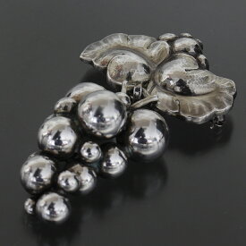 ジョージジェンセン ムーンライト グレープ ブローチ シルバー 925 25.2g E0470 | レディースネックレス Pomellato DoDo ネックレストップ K18 ブランド【中古】