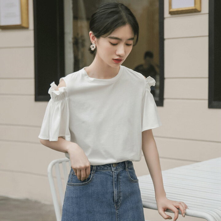 楽天市場 3点5 5点8 クーポン レディース 半袖tシャツ カットソー 肩出し 肩見せ シンプル 無地 ショートスリーブ トップス カジュアル 大人 可愛い フェミニン 休日コーデ おしゃれ お出かけ 普段着 デイリー ブルー ホワイト フリーサイズ White Panther