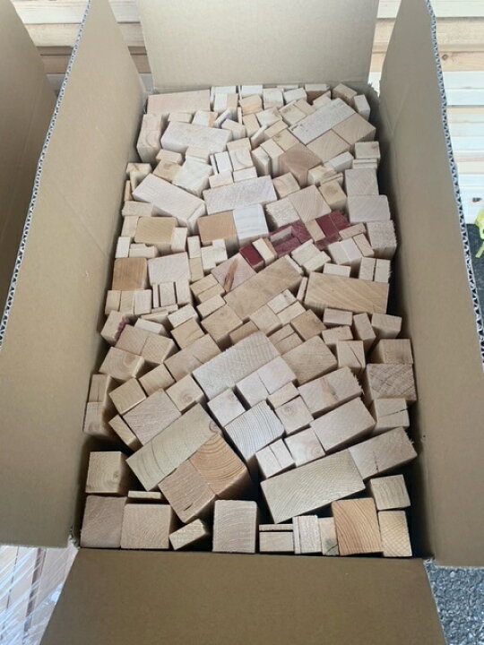 楽天市場】薪用端材 約18kg/箱【針葉樹 皮なし 焚き付け用 乾燥 薪 