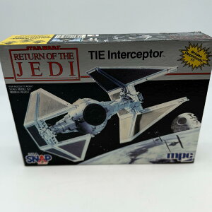 TIE Interceptor -^CC^[Zv^[- uX^[EEH[Y WF_C̋Aҁv [1-1972]