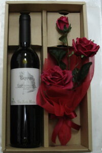 ♪ワインの贈り物 かわいいお花を添えて♪エクウス<赤>【送料無料 一部除く】【楽ギフ_包装】【楽ギフ_のし】【楽ギフ_のし宛書】 ワイン 赤ワイン ギフト お祝い 誕生日