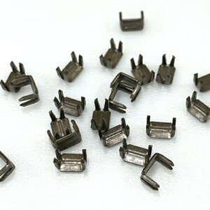 【100個】 YKK 4号金属ファスナー用 下止め 【アンティックゴールド】