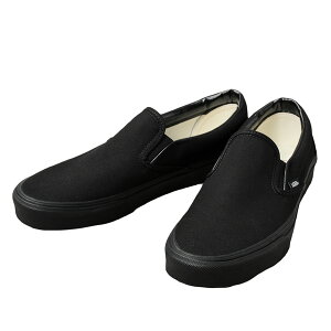 yŒZzVANS @Y VN000EYEBKA CLASSIC SLIP-ON Xj[J[ BLACK / BLACK USAyN[|ΏۊOzyTzbXb| YXj[J[ AJW ubN JWAV[Y XP[^[