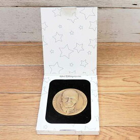 ウォルト ディズニーワールド リゾート キャスト 限定 2001年 ウォルトディズニー 100周年 記念 メダル 無料ギフトラッピング WDW ミッキー キャストメンバー 超レア 通常一般購入不可のアイテム 1点のみ