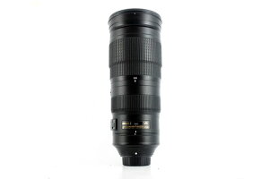 Nikon �]���Y�[�������Y AF-S NIKKOR 200-500mm f/5.6E ED VR