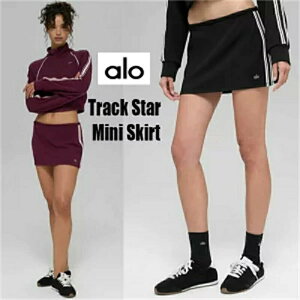 ��ALO Yoga�� Track Star Mini Skirt �g���b�N�X�^�[�~�j�X�J�[�g �X�b�L���Ƃ����V���G�b�g �T�C�h�X�g���C�v 2�J���[ ���킢�� �t�@�b�V���� ������� �R�[�f ���ł��� Black Burgundy �Z�b�g�A�b�v��