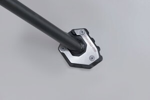 SW-MOTECH / SW���e�b�N �T�C�h�X�^���h�v���[�g�g���L�b�g �u���b�N�^�V���o�[�BSuzuki DR-Z4S / DR-Z4SM (25-)�B | STS.05.071.10001