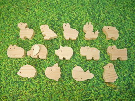 木のガチャガチャ用動物100個入りセット　ヒノキ　動物14種類　カプセル50mm用　※弊社木のガチャガチャ専用　ぞう　いぬ　はりねずみ　ねこ　いのしし　カバ　ぶた　アルパカ　らくだ　ペンギン　くじら　まんぼう　どらごん　きょうりゅう　各7個+どれか2個