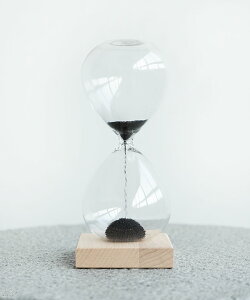 [3064]KIKKERLAND(�L�b�J�[�����h) Magnetic Hourglass �}�O�l�e�B�b�N�A���[�O���X �����v