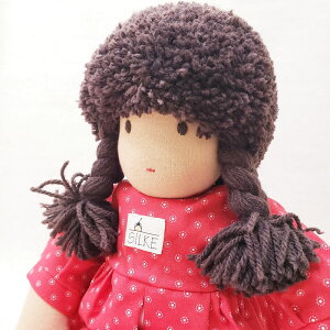 ジルケ 女の子 小 茶髪赤花 ケーセン社 【ケーセン 人形 ごっこ遊び 女の子 抱き人形 出産祝い 誕生日 1歳 2歳 3歳 シルケ】