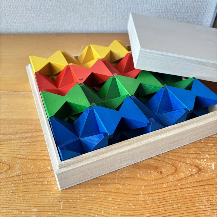リグノ＋ネフスピール 木箱付き Naef社