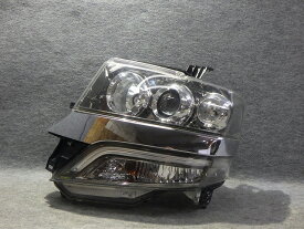 【中古】N-BOXカスタム　左ヘッドライト　HID　前期　100-65038　4　ブルー　33150-TYO-J61　ホンダ　260205206中古 車 パーツ 中古パーツ 中古部品 カスタム 即発送