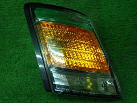 【中古】 トヨタ ACM10/15 ガイア 右コーナーレンズ ジャンク品 180820291中古 車 パーツ 中古パーツ 中古部品 カスタム 即発送