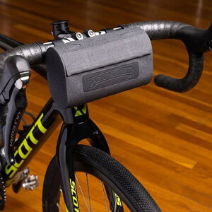 �A�����f�� Mini Bar CZAR �n���h���o�[�o�b�O