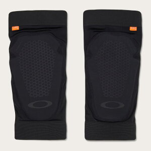 �ySALE�z�I�[�N���[ ALL MOUNTAIN D3O KNEE GRD �u���b�N�A�E�g