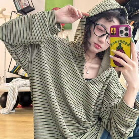 レディースパーカー レディーストップス ボーダー柄 レディース洋服 薄いパーカー パーカーレディース 薄手パーカー 普段着 英文字 薄い ボーダー レディーストップス秋 薄手 秋 秋服 長袖 ゆったり 体型カバー カジュアル 大人カワイイ お出かけ SLUD115(2色M-2XL)