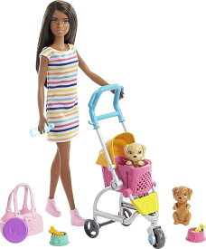 Barbie バービー散歩 'nブルネット人形（11.5インチ）、子犬2匹、ペットベビーカーとアクセサリー、3-7歳の贈り物、ピンクと一緒にプレイセットをプレイする