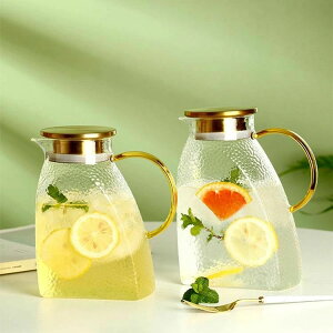 Xe KX eB[|bg ␅ ϔM X ϗ  KX|bg L hA ① 1.8L 􂢂₷ |Pbg sb`[ 1.5L  e |bg o t