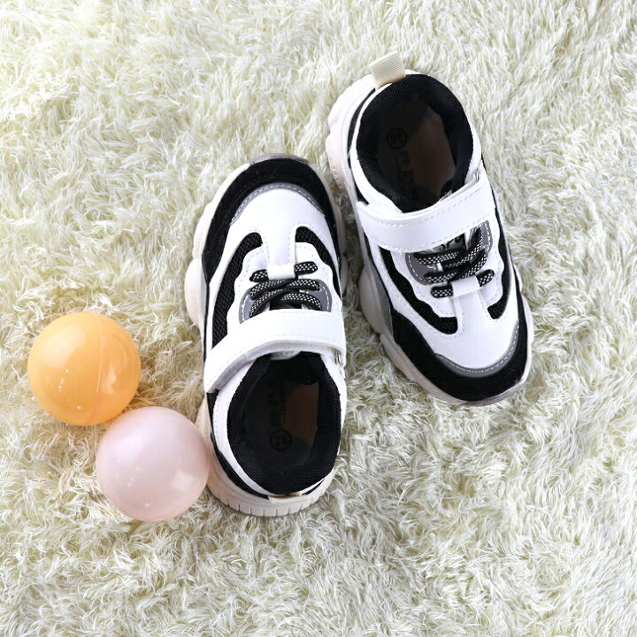 楽天市場 子供靴 くま 靴底 スニーカー 男の子 女の子 キッズ 子供服 ベルクロ キッズ靴 おしゃれ 男女兼用 15 5cm 韓国風 韓国ファッション 双子コーデ ふたご 双子 World Twins