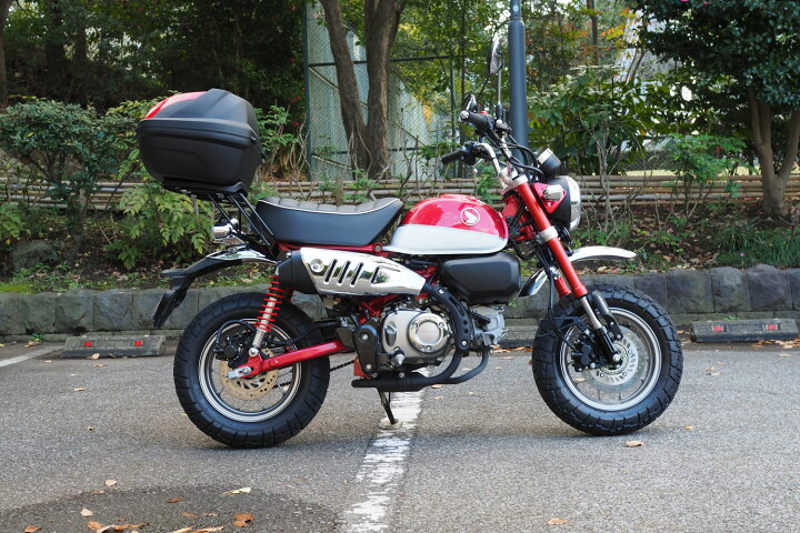 楽天市場 送料無料 ホンダ モンキー125用 リアキャリア 32リッターリアボックスセット Wca 40 Hwb32リアボックス キャリア トップケース バイクボックス インナー付き 荷台 ブラック ツーリング 通勤 カスタム バイク 積載 外装 パーツ World Walk ワールドウォーク あす