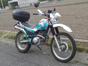 1年保証付 在庫有 セロー225WE対応 リアボックス トップケース 汎用 フォーカラーレンズ リアボックス 43L フラップ式 外装 カウル WW製 ワールドウォーク お買い物マラソン 開催