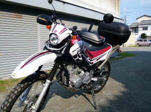 1年保証付 セロー250対応 リアボックス トップケース 汎用 フォーカラーレンズ リアボックス 43L フラップ式 お買い物マラソン 開催