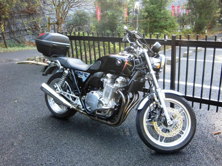 楽天市場】1年保証付 CB1100対応 リアボックス トップケース 汎用 ツー 