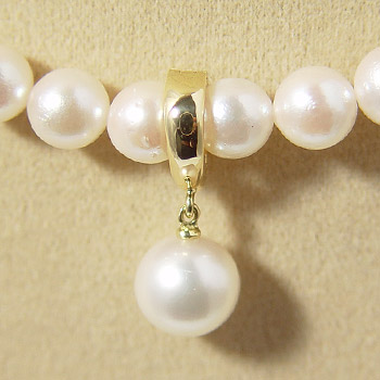 【受注発注品】あこや真珠 シンプルクリッカー パールペンダントトップ(ヘッド) ホワイト系 8.0-8.5mm AAB K18  ゴールド（真珠ネックレス6.0〜7.5mmに対応）[n5]（真珠 ペンダント） 18k 18金 | 真珠の卸屋さん