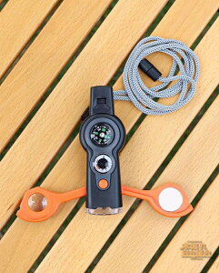 防災ホイッスル ホイッスル 懐中電灯 虫眼鏡 サッカー バスケ 審判 レフリー 防災 ホイッスル コンパス 温度計 収納ボックス レフレクター LED懐中電灯 大音量 体育 運動会 学校 部活 バレー