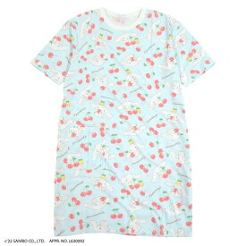 送料無料　BIG　シルエット　Tシャツ　シナモロール　総柄　キャラクター　水色　ビッグサイズ　big size 大きいサイズ　S M L LL　オーバーサイズ　部屋着　ルームウェア　ビッグシャツ　お尻が隠れる　レディース　メンズ　ユニセックス　ゆったり　半袖 XL シナモン