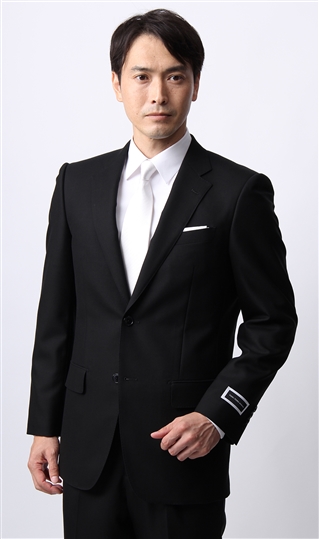 スリーシーズン用 ブラック系 シングル スタンダードフォーマル YUKI TORII ブラックスーツ HOMME 新色追加 礼服 特価キャンペーン 喪服