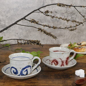 【10月24日20時開始ポイント10倍】ペア コーヒーカップ 保温 2客セット 陶器 結婚祝い 食器 ペアカップ おしゃれ 保温 かわいい 和食器 セット コーヒーカップ&ソーサ 日本製 白 カップ 食器
