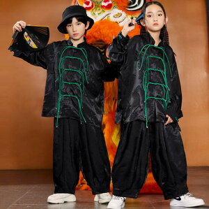チャイナ子供武術服 ヒップホップジャズダンス衣装 龍柄黒太極拳武術ダンス演出服 キッズ hiphopjazzダンス衣装 上下2点セットアップ 幼稚園 中国風カンフー 気功 武術舞台演出服