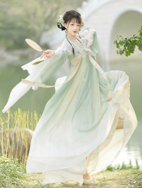 楽天市場】仙女唐装漢服 レディース刺繍古典美人服 中国魏晉風漢服 