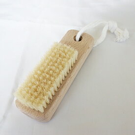 豚毛 ネイルブラシ（ハード）ボディブラシ ウェット&ドライブラッシング ボディ洗浄 顔手足全身 角質ケア ボディケア ネイルケア フットケア ボディブラッシング 美爪 美肌 天然木ヒノキ/豚毛100％使用 毛の硬さ ハード 全長約12cm 日本製