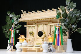 通し屋根三社■灯ろう 真榊神具■東濃桧と美しい神具 神棚セット 神棚 神具 仏具 盆提灯 やまこう 山幸