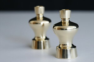 希少 神棚用 ■ 2本組 真鍮製磨き 瓶子 平子 平次 徳利 ■ 一対 サイズ(約cm)高さ10.5 幅6 奥行6 神棚 神具 仏具 盆提灯 やまこう 山幸