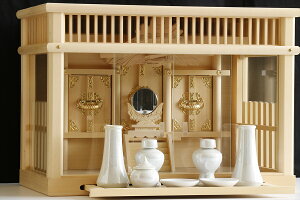 匠造り ■ 箱宮 ■ 飾り欄間 玉垣の箱宮 ■ 千鳥破風付 18号 ■ パール 神具付 ■ 最高の檜葉材 ■ 三社 神棚セット 神具セット ■ 三面ガラス 引出し付 神棚 神具 仏具 盆提灯 やまこう 山幸