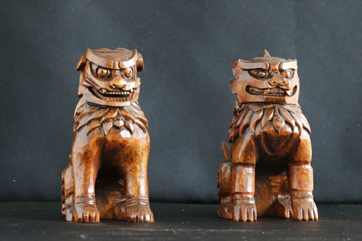 楽天市場 神具 家具調 狛犬 職人さん手造り 風水の置物 邪気払い お守り 風水グッズ シーサー 神棚用 サイズ 高さ13cm 幅6cm 奥行き10cm 神棚 神具 仏具 やまこう