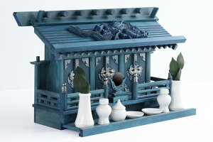 神棚 モダン 壁掛け 神棚セット 家具調 和染め■■ 蒼龍の社 -souryu- ■■ 通し屋根三社 オーダー金具 神具セット 付属 家具調モダン神棚 神棚 神具 仏具 盆提灯 やまこう 山幸