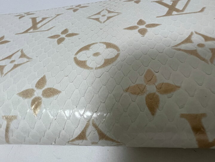 楽天市場】LOUIS VUITTON ルイヴィトン パイソン ジッピーウォレット 