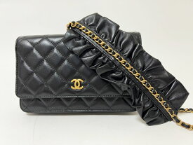 CHANEL シャネル マトラッセ チェーンウォレット クラッチバッグ ショルダーバッグ フリル ラムスキン ブラック ゴールド金具 30番 美品【中古】