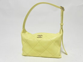 CHANEL シャネル 2026年春夏 プレコレクション ミニ ホーボーバッグ ショルダーバッグ ハンドバッグ シャイニー ラムスキン ライトイエロー AS6138-B23145-NAAUK 超美品 【中古】