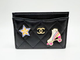 CHANEL シャネル マトラッセ クラシック カードケース カードホルダー ラムスキン ブラック チャーム付き AP0213 B14967 94305 美品【中古】