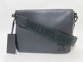 LOUIS VUITTON ルイヴィトン アエログラムレザー テイクオフ・メッセンジャー ショルダーバッグ ノワール ブラック M57080 美品 【中古】
