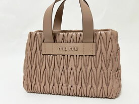 miu miu ミュウミュウ マトラッセ 2WAYバッグ トートバッグ ショルダーバッグ レザー ベージュ CAMMEO ストラップ 5BA189 超美品【中古】