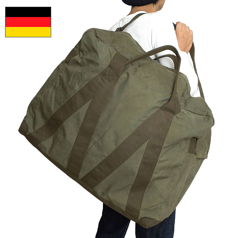 爆売り BW 質実剛健なドイツ好みのカバン 鞄 ドイツ軍 パイロットバッグ ミリタリー 授与 バッグ USED TKA OD